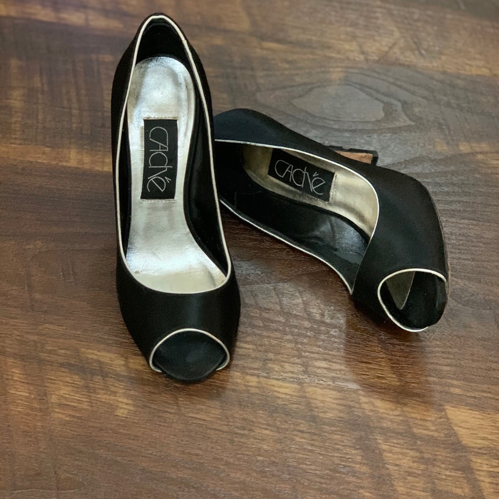 Cache Rhinestone HEELS BLACK SATIN Pumps - Picture 2 of 7